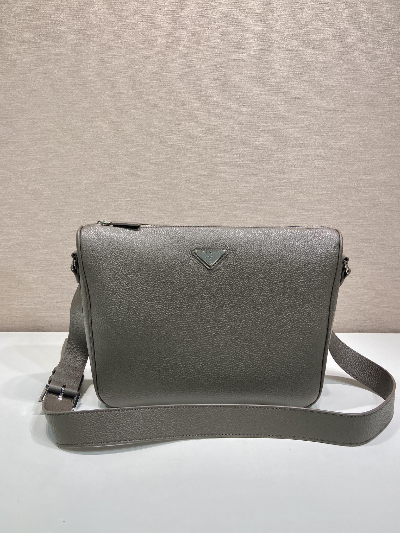 Prada Leather Shoulder Bag-2VH182-30*24*13CM