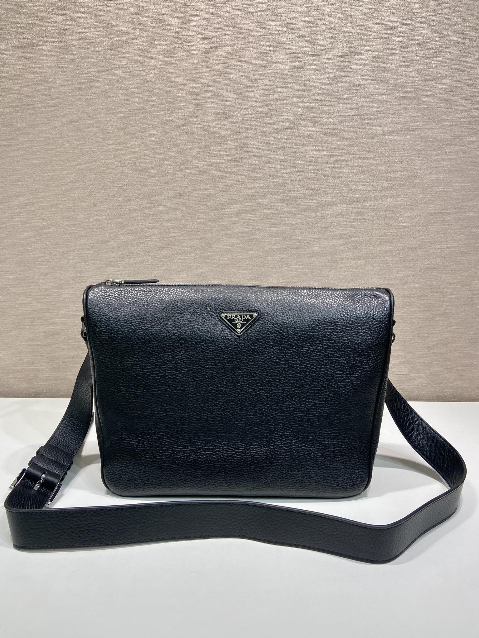 Prada Leather Shoulder Bag-2VH182-30*24*13CM