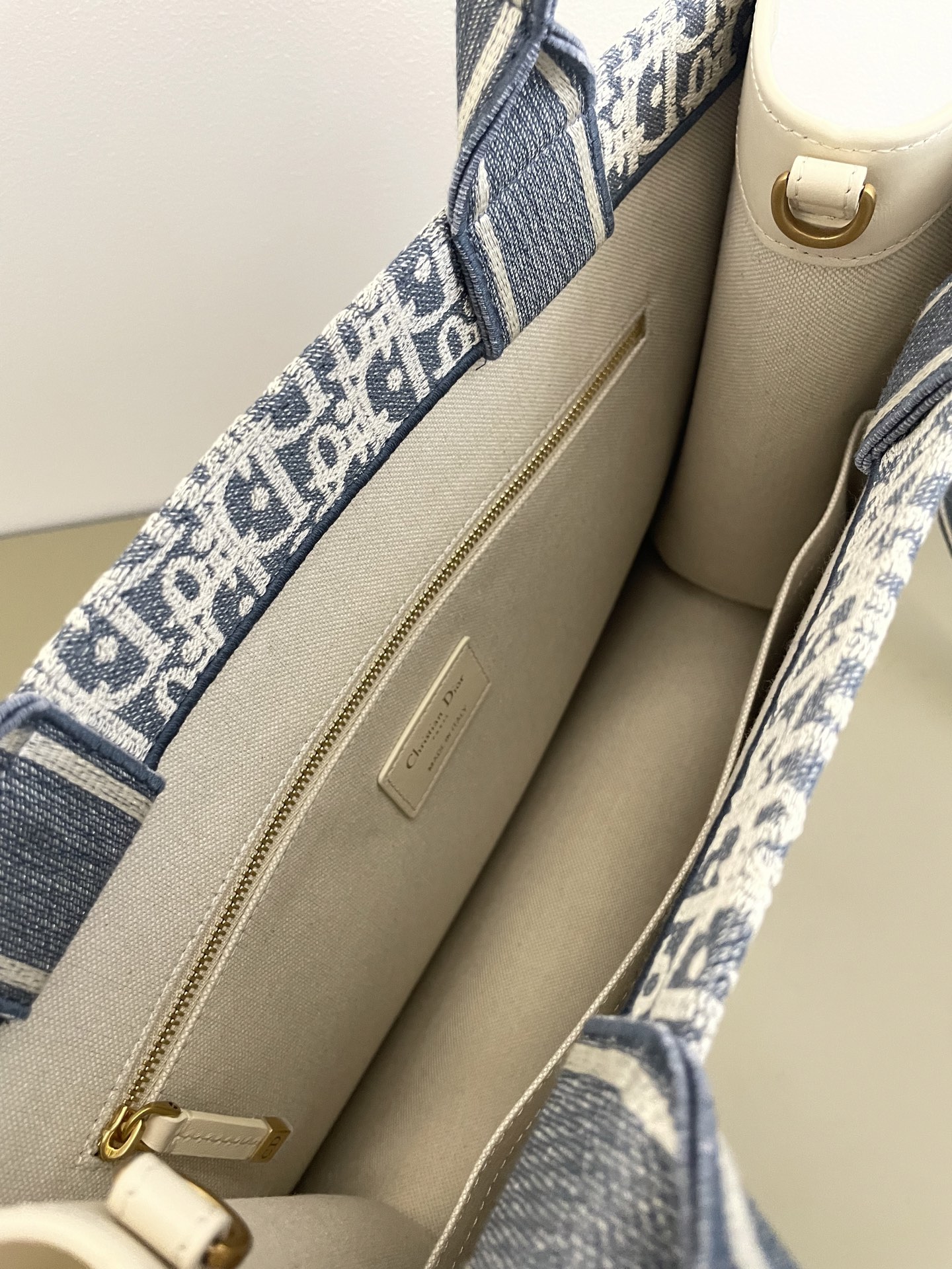 Diro Book Tote-36×16×27CM