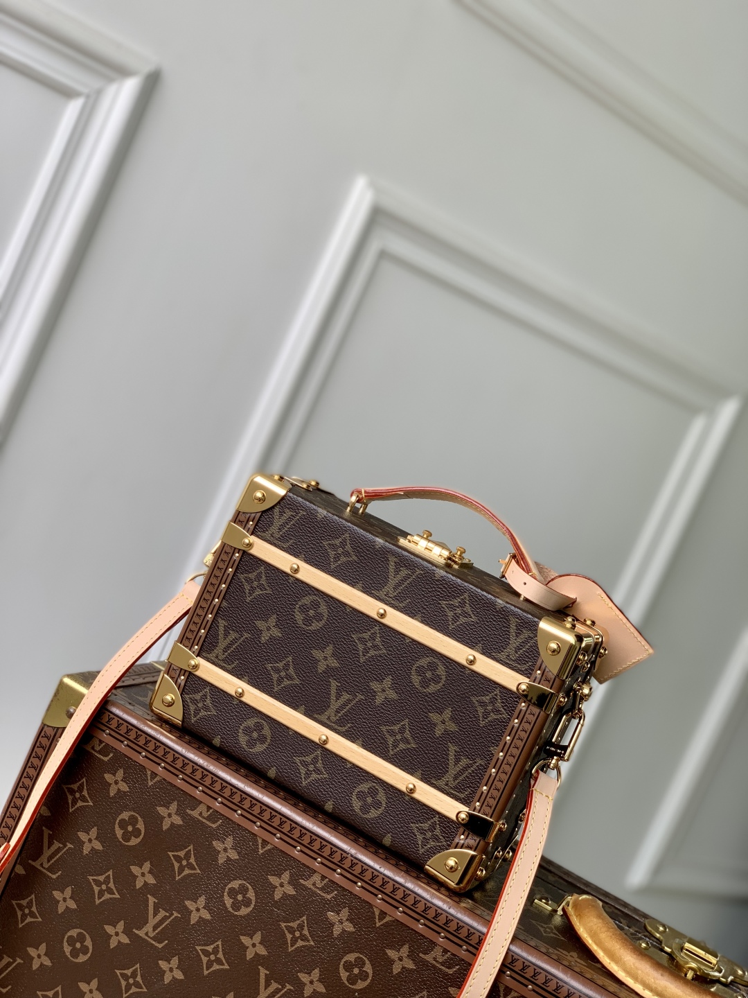 Louis Vuitton NBA Handle Trunk-21.5*15* 7M