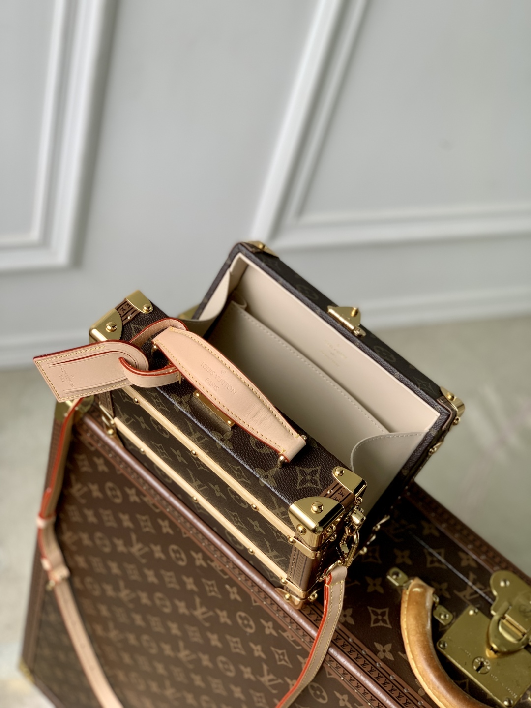 Louis Vuitton NBA Handle Trunk-21.5*15* 7M