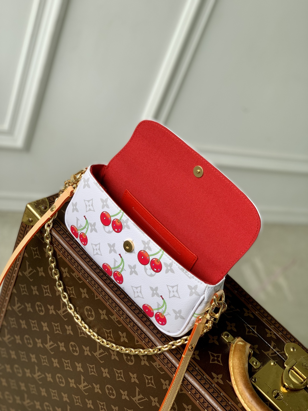Louis Vuitton Wallet on Chain Ivy-23.5 x 12 x 4.3CM