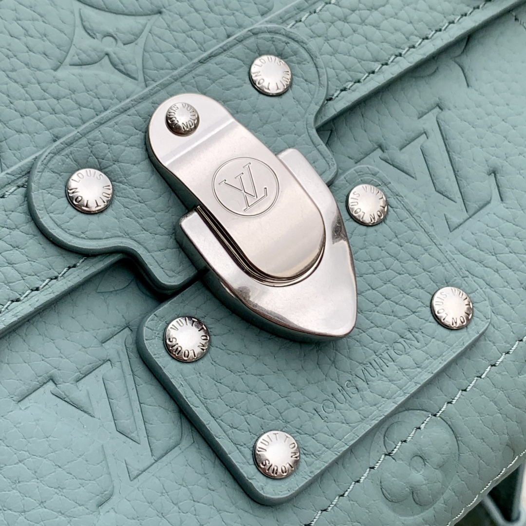 Louis Vuitton Soul Trunk Handbag-15 x 7 x 19CM