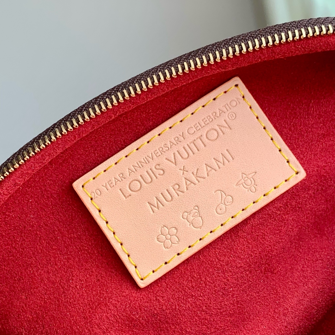 Louis Vuitton Mini Bumbag-17 x 12 x 9.5CM