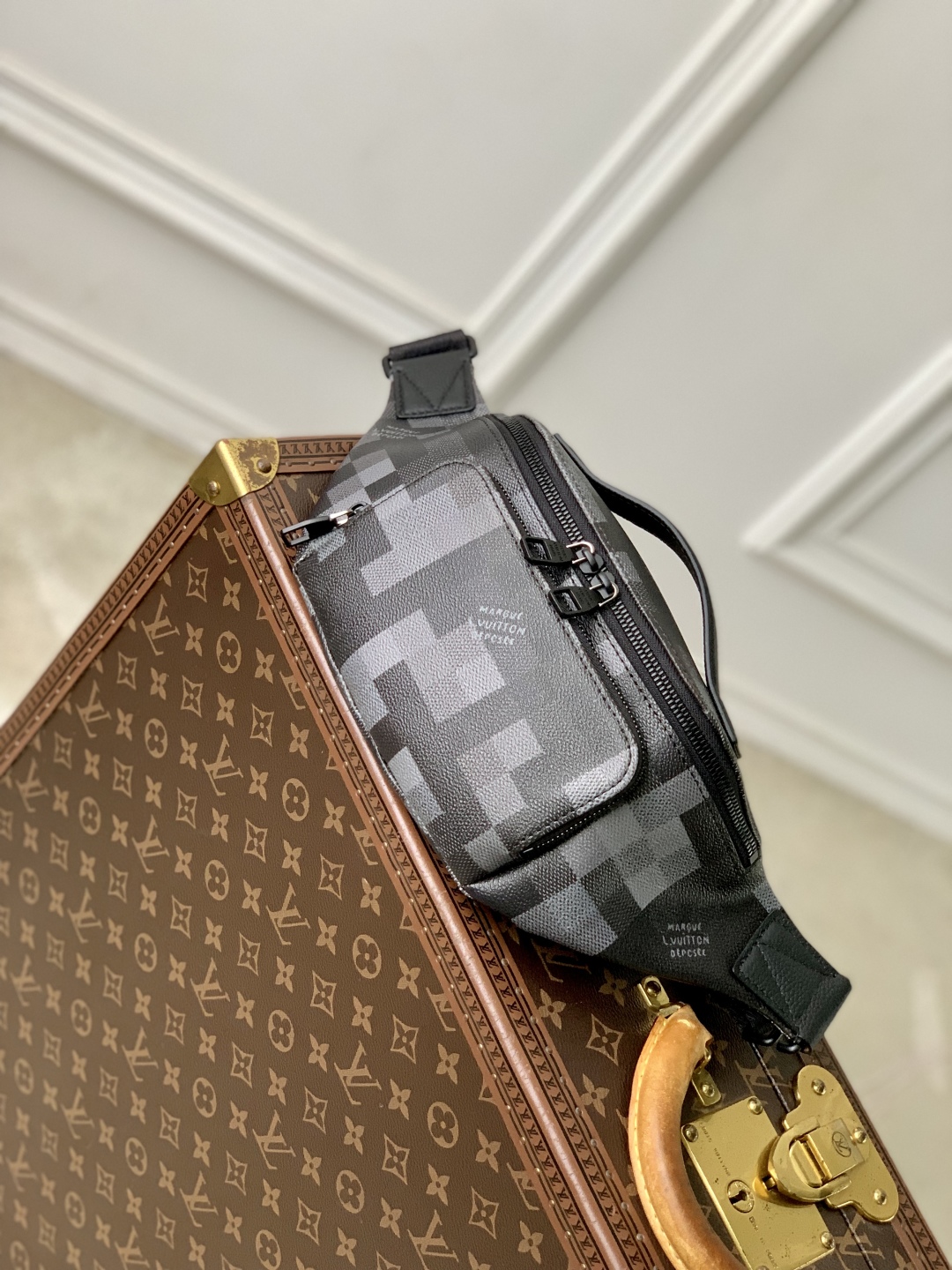 Louis Vuitton Rush Bum Bag-M11563-30*15*8CM