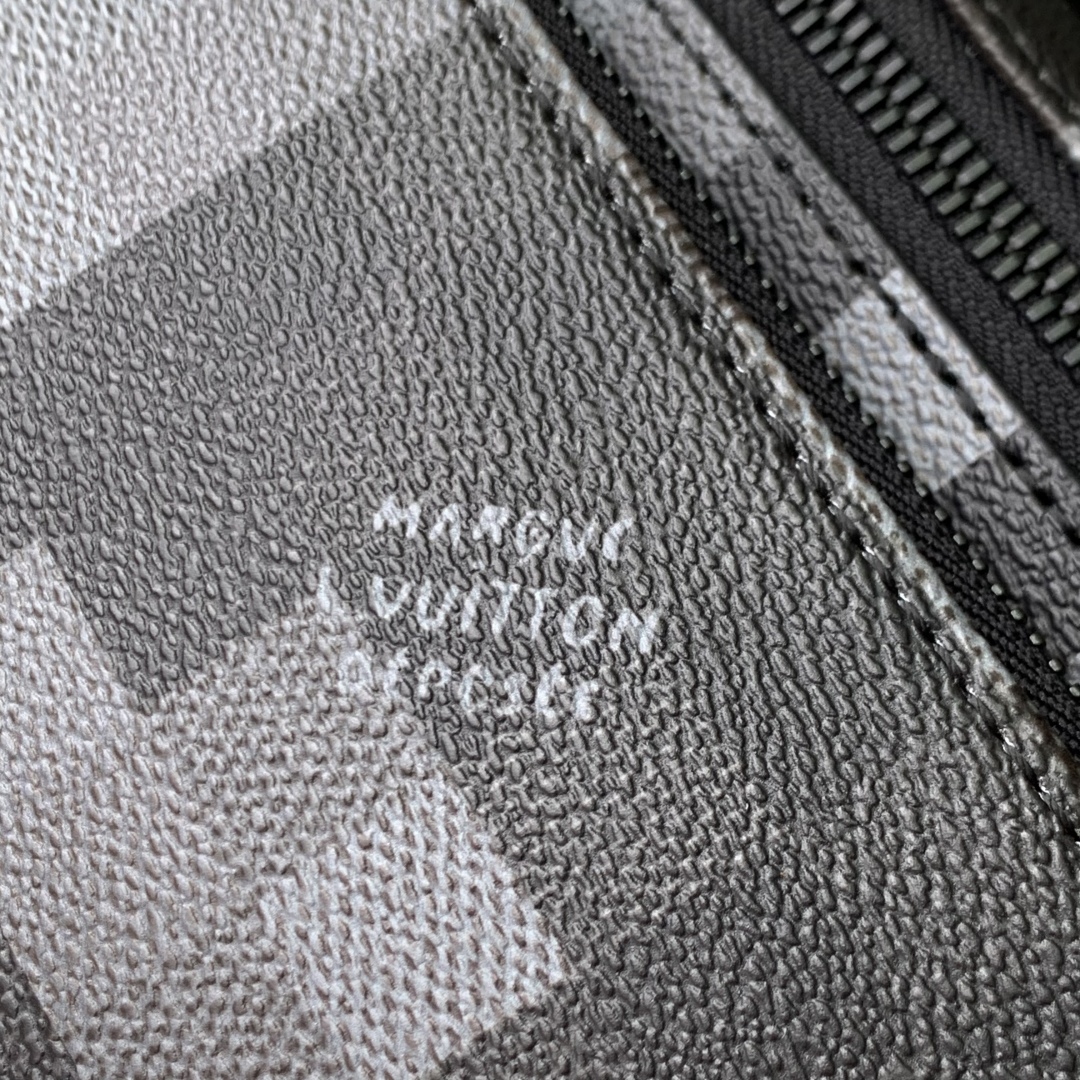 Louis Vuitton Rush Bum Bag-M11563-30*15*8CM