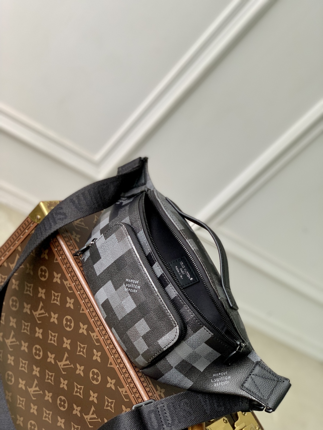 Louis Vuitton Rush Bum Bag-M11563-30*15*8CM