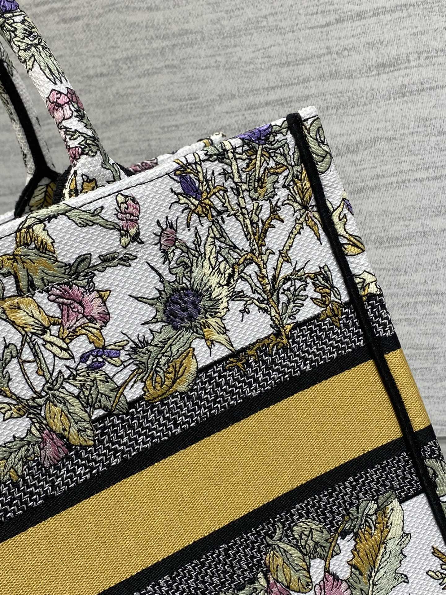 Diro Book Tote-36×16×27CM