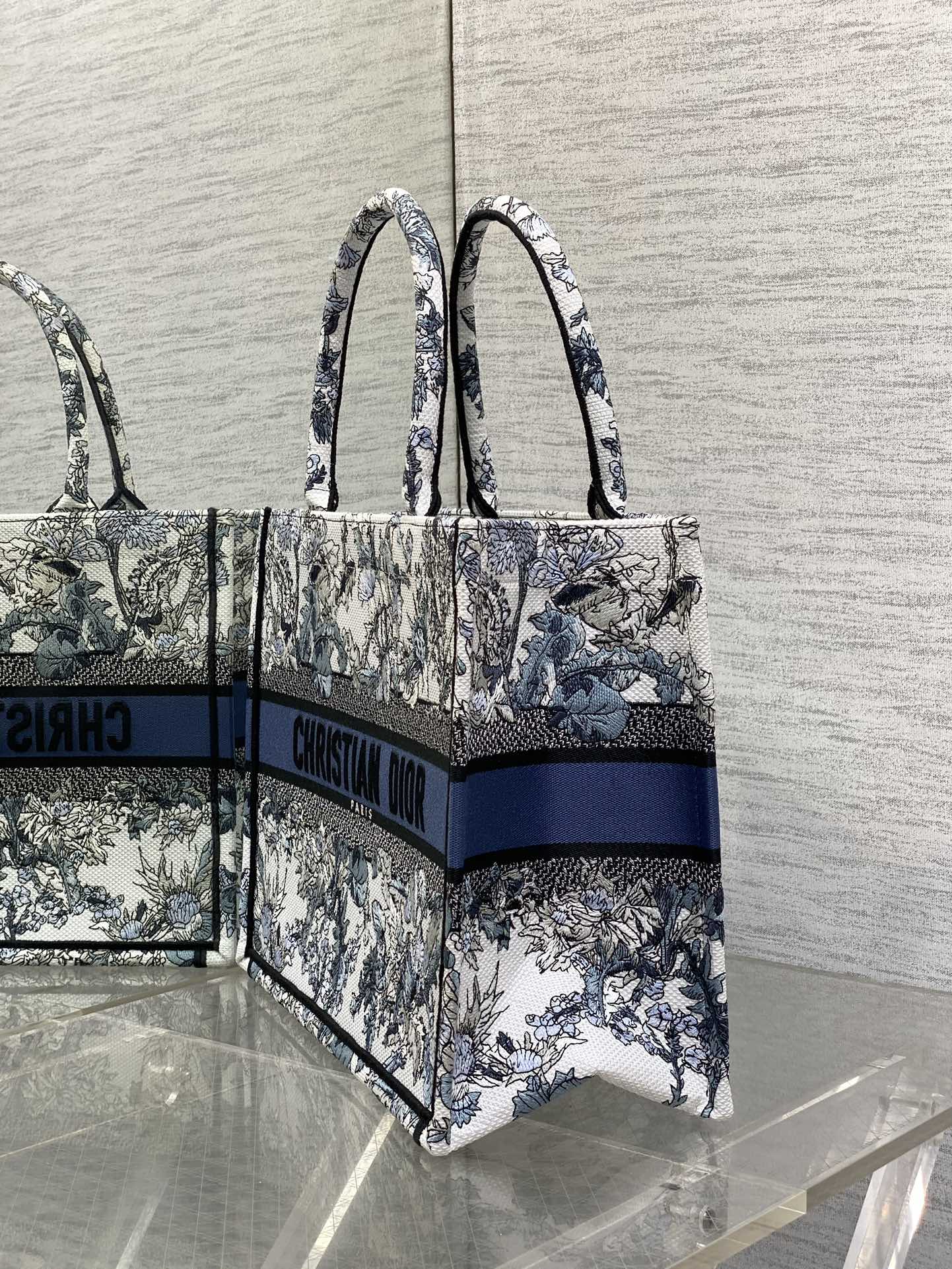 Diro Book Tote-36×16×27CM