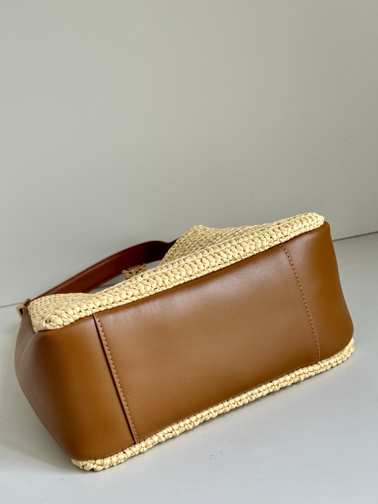 YSL Le5A7 Vintage Bag-23×22×8.5CM