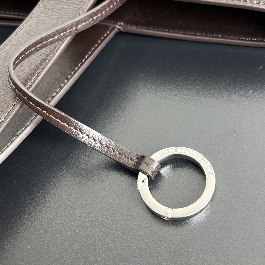 Bottega Veneta Tote-35*44*17CM