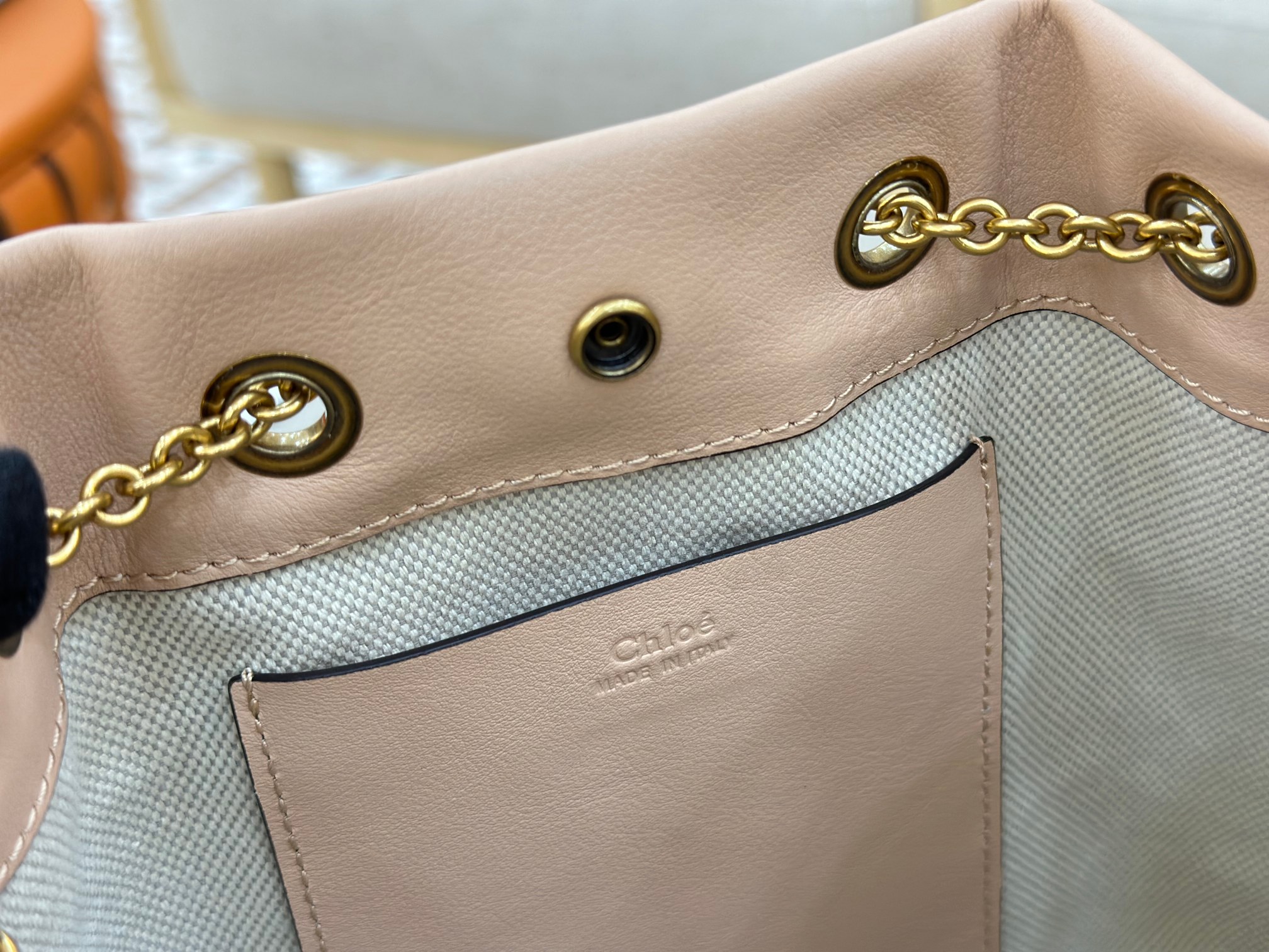 Chloé Bracelet Backpack In Grained Leather-22*20*10.5CM