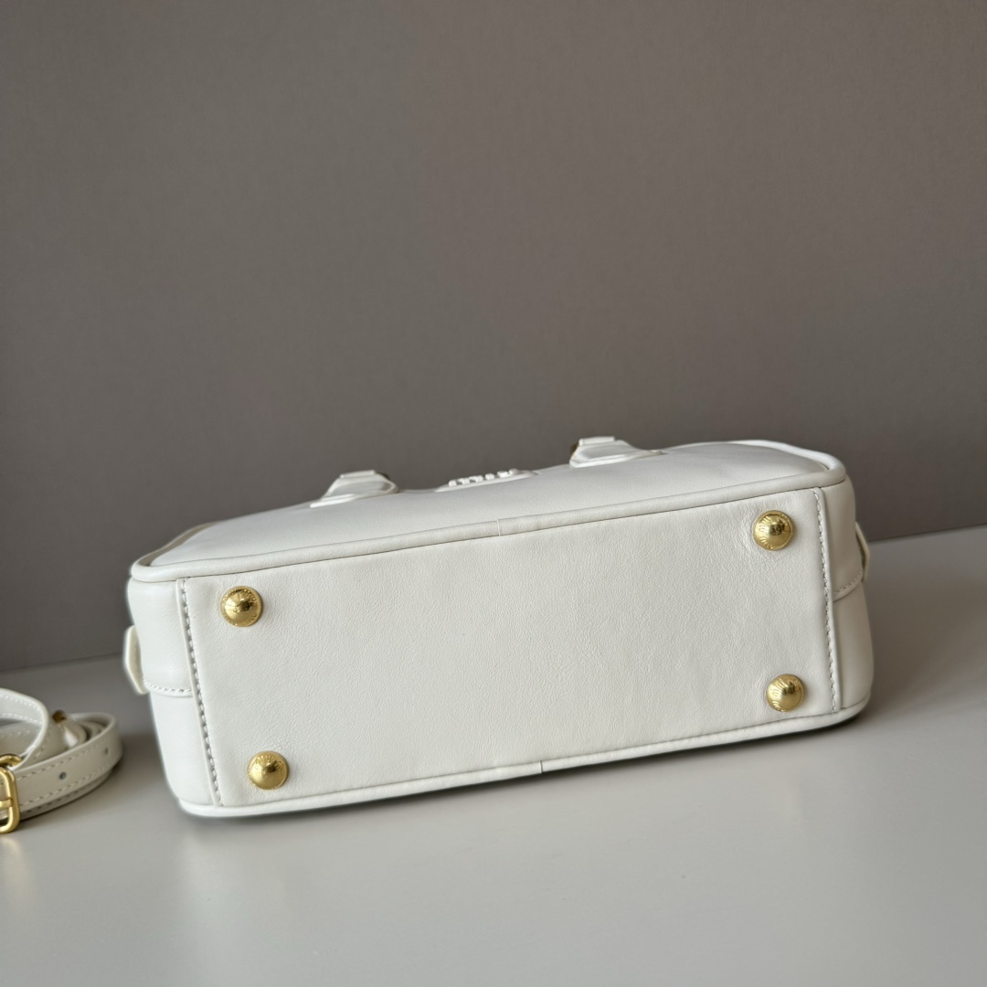 MiuMiu Top Handbags-22X10.5X7.5CM