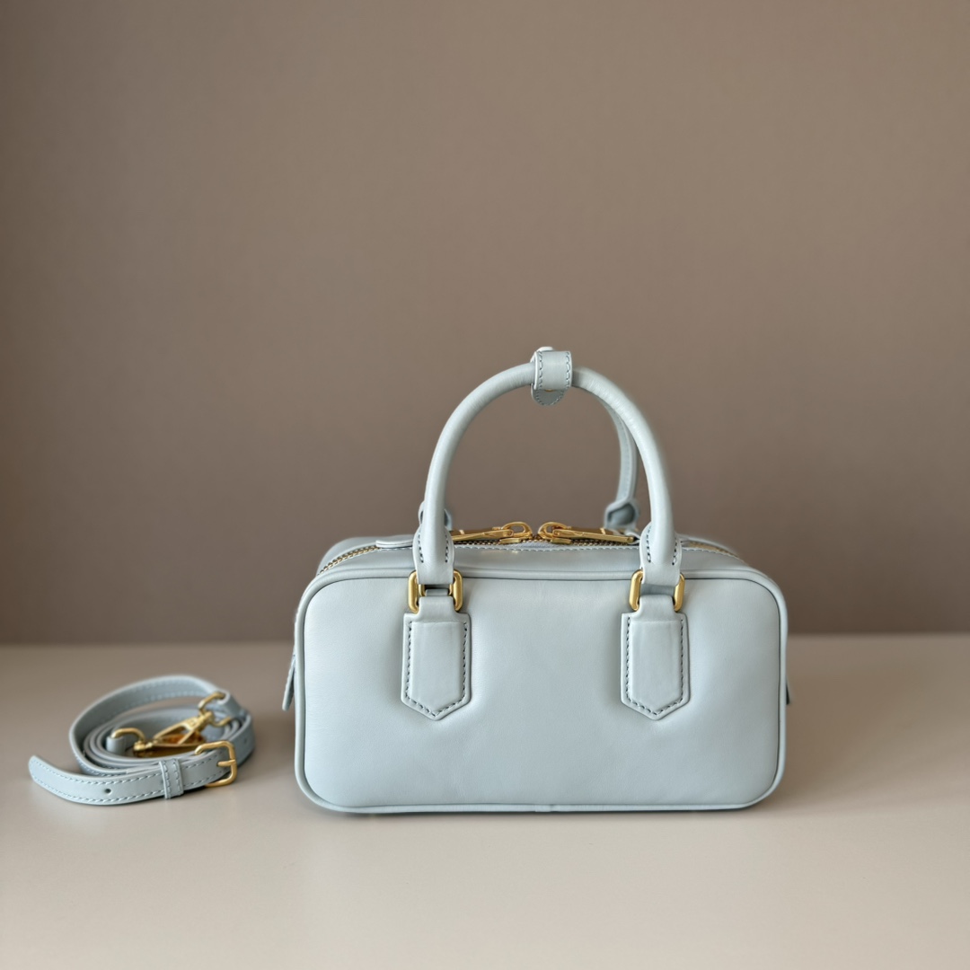 MiuMiu Top Handbags-22X10.5X7.5CM