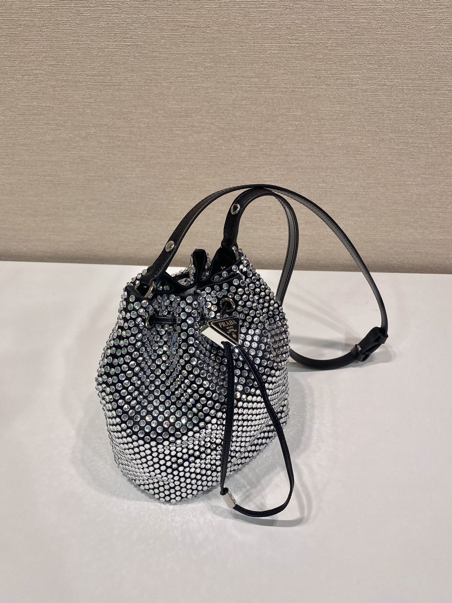 Prada 1BE067 Bucket Bag-16*21*10CM