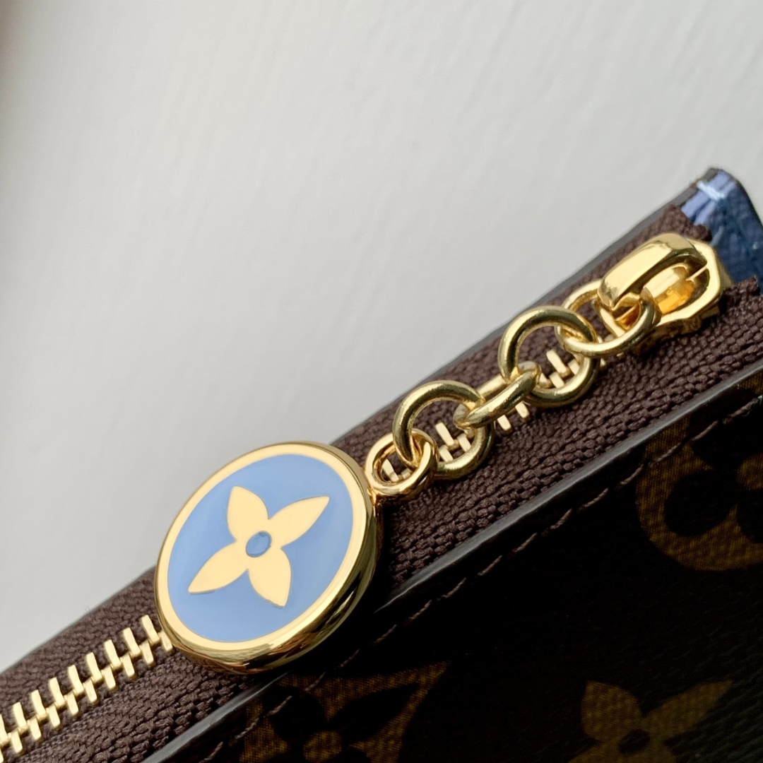 Louis Vuitton Wallet MM14530-11 x 8.5 x 1.5CM