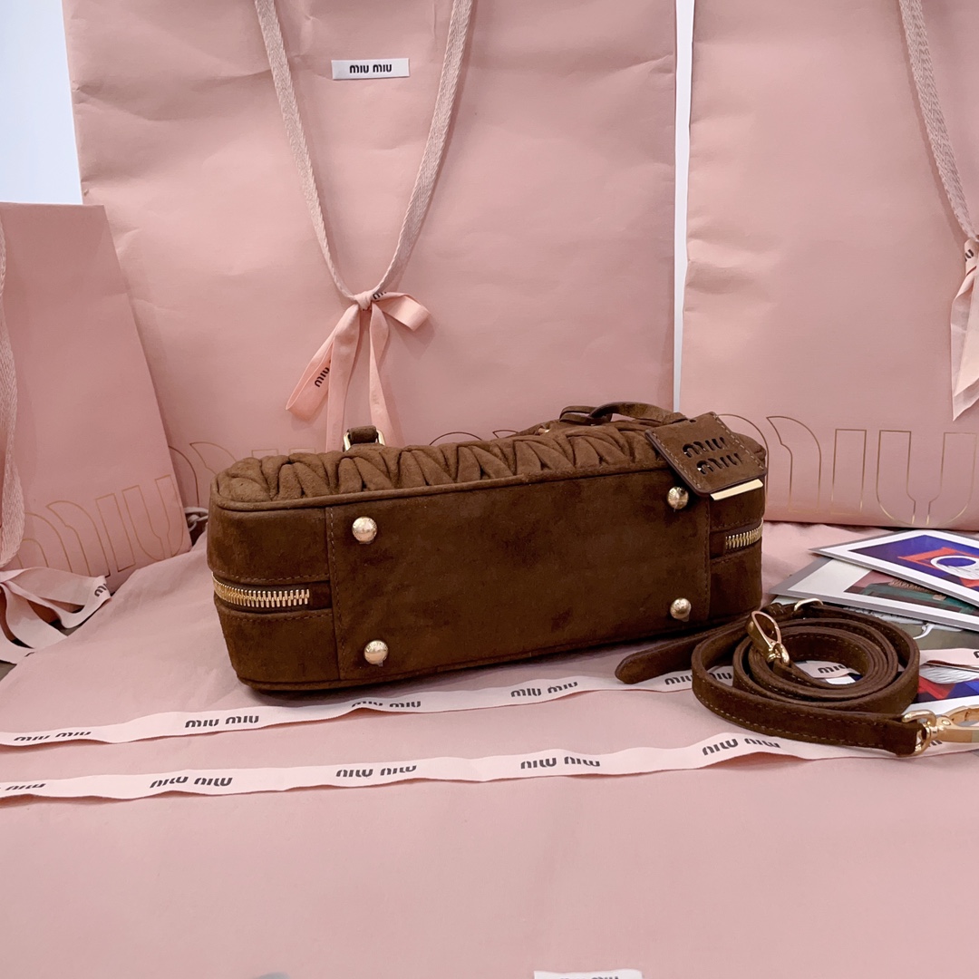 MiuMiu Top Handbags-27X12X9CM