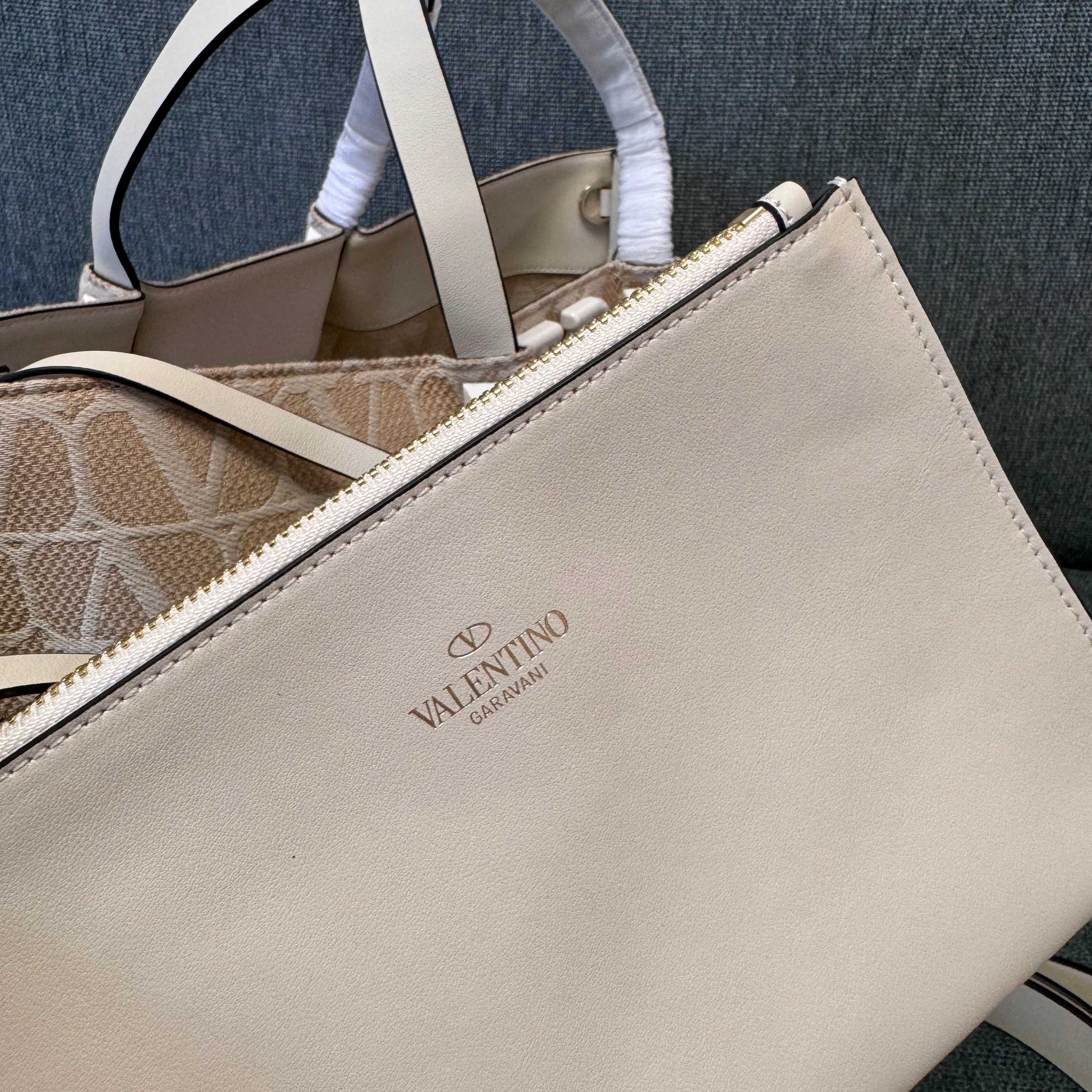 Valentino Garavani Toile Iconographe Raffia Tote Bag
