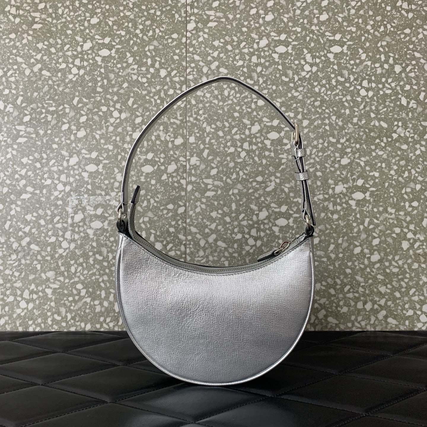 Valentino Garavani VLogo Signature-20*12*4CM