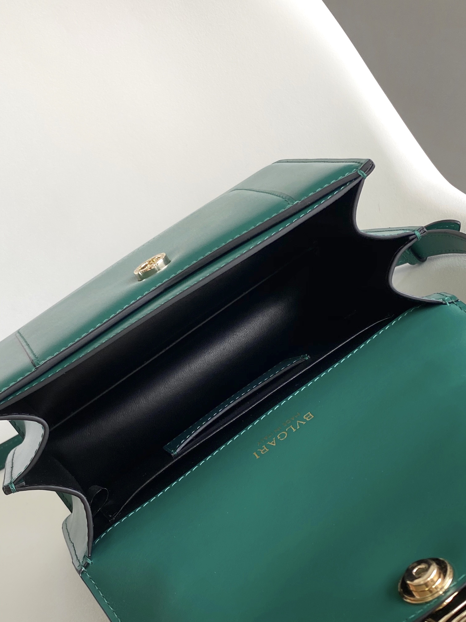 Bvlgari Serpenti Forever Bag-20.5X 15X 9CM