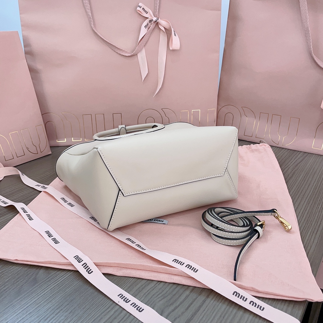 MiuMiu Lvy Tote-23X13X7CM