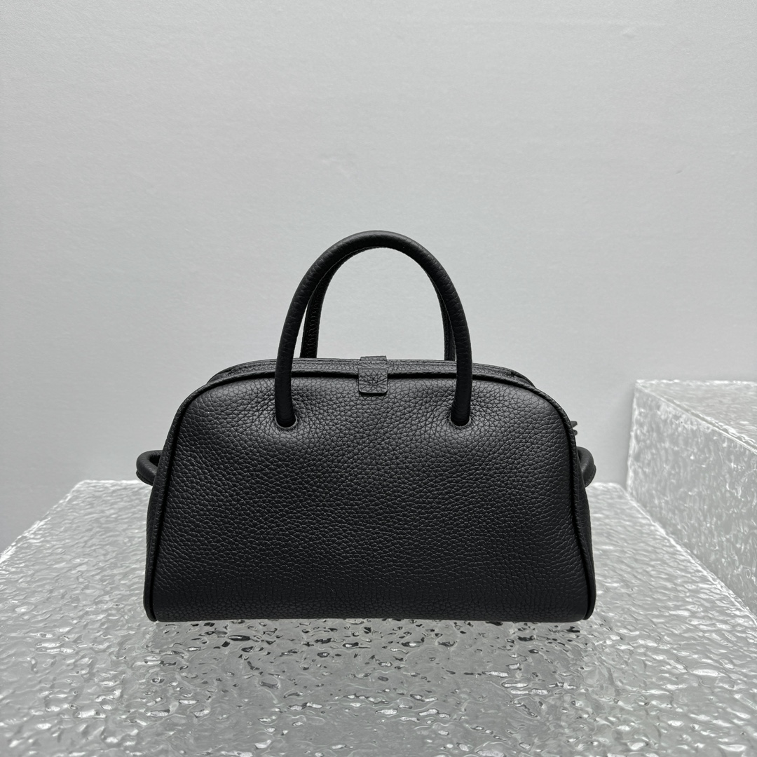 Jacquemus Le Turismo Bag-26*17*11CM