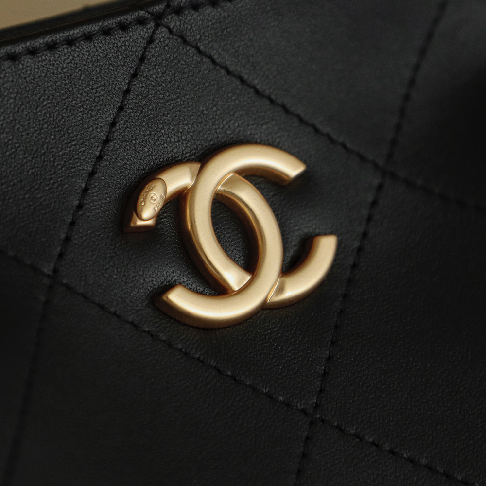 Ch@nel Tote Bag