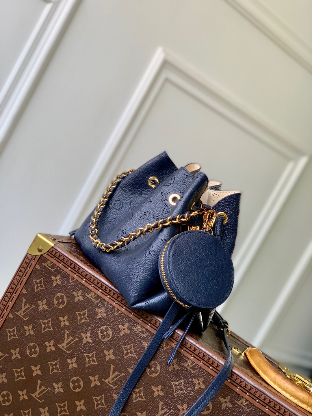 Louis Vuitton Bella Tote Bag-19 x 22 x 14CM