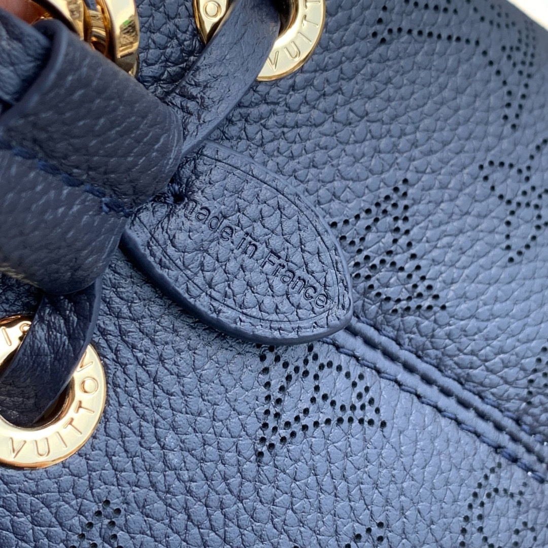 Louis Vuitton Bella Tote Bag-19 x 22 x 14CM