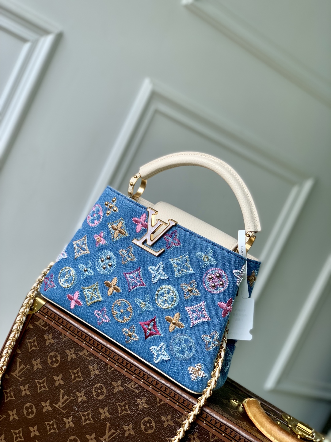 Louis Vuitton Capucines Handlebag-27*18*9CM