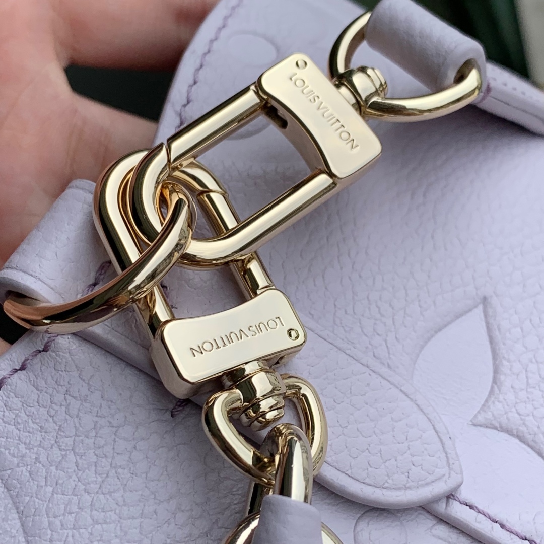 Louis Vuitton M22599 NeoNoe BB Handbag-20*20*13CM