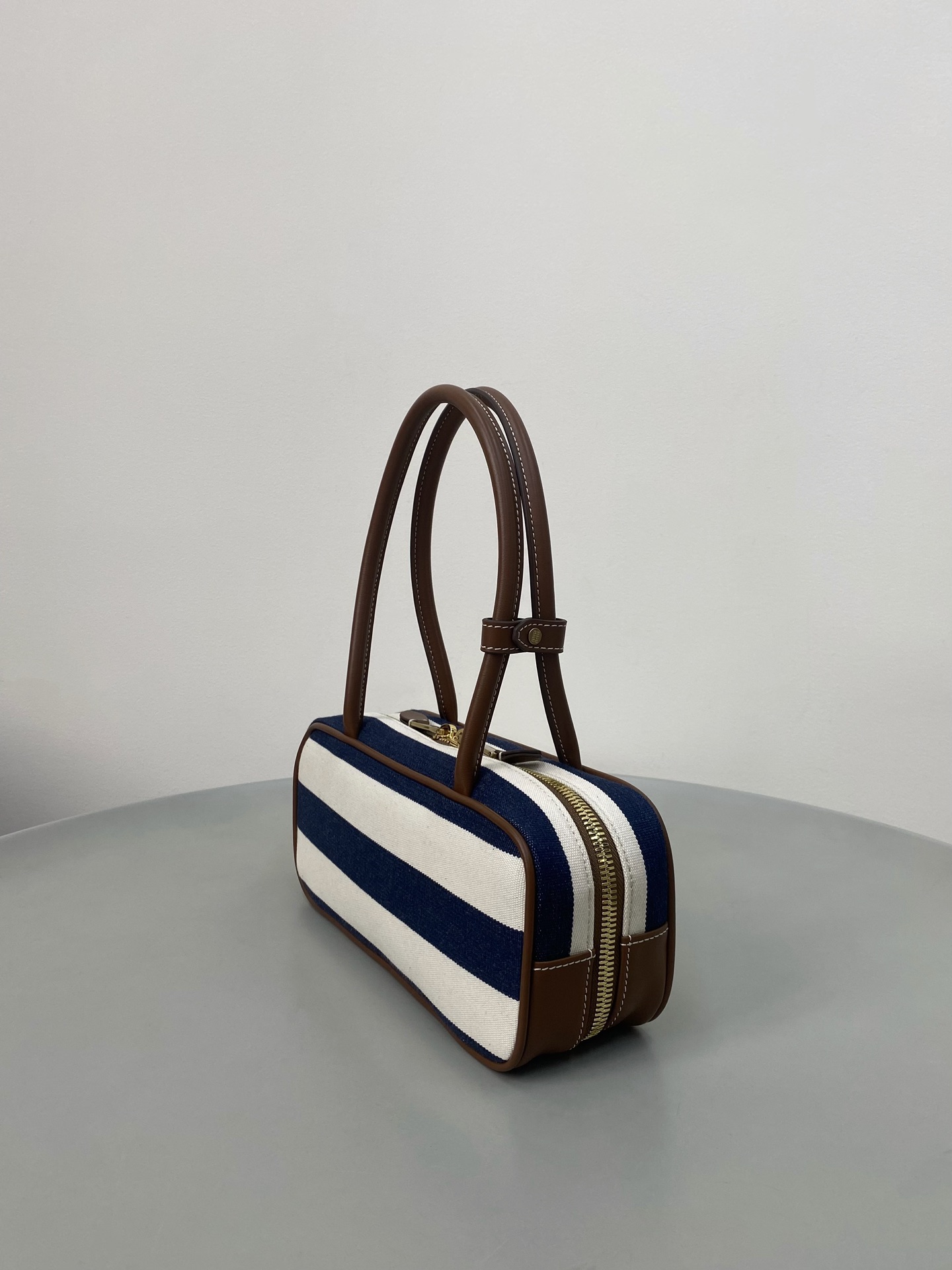 MiuMiu Beau Top-Handle Tratan Bag -27×12×9CM