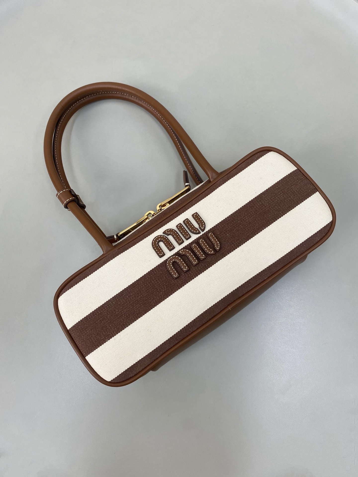 MiuMiu Beau Top-Handle Tratan Bag -27×12×9CM