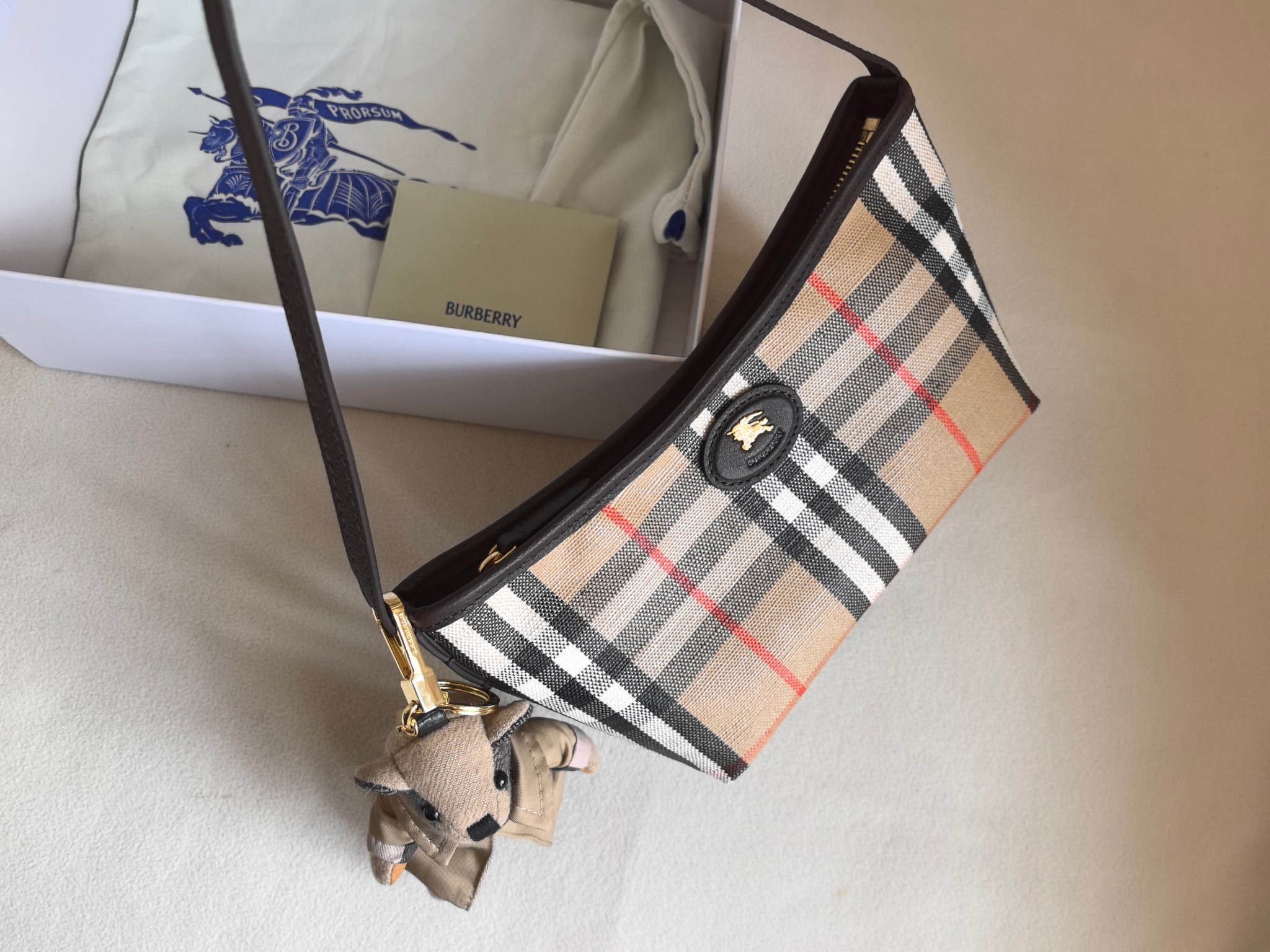 Burberry Highlands Mini Shoulder Bag-25.5✕12✕16CM