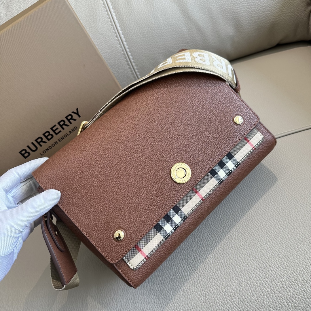 Burberry Vintage Bag-25 x 8.5 x 18CM