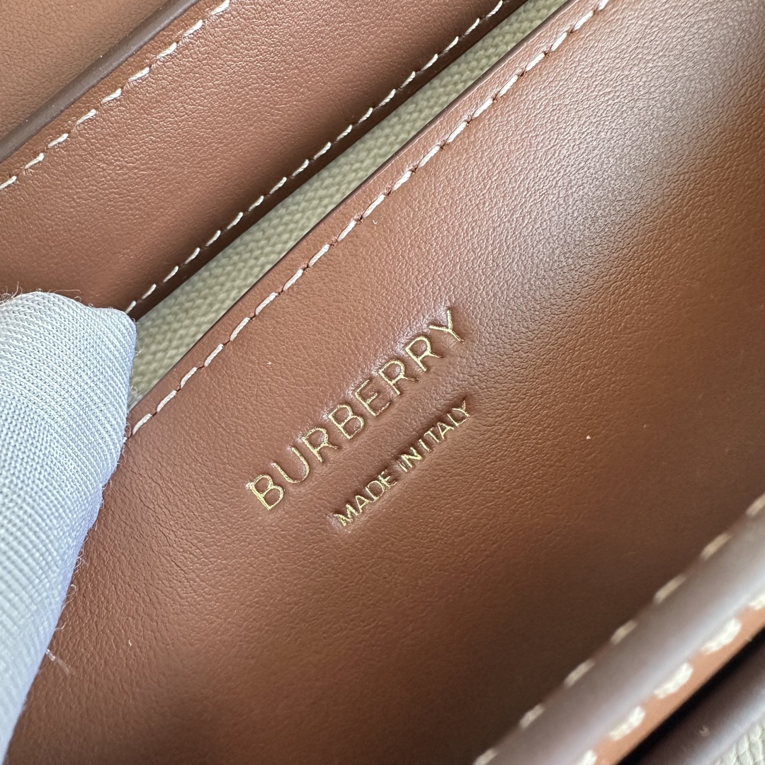 Burberry Vintage Bag-25 x 8.5 x 18CM