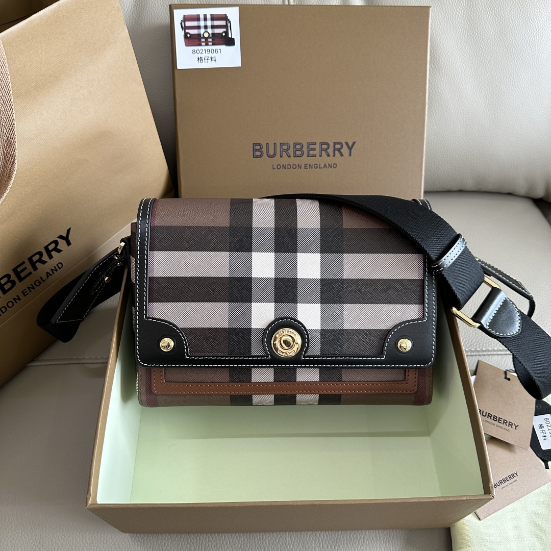Burberry Vintage Bag-25 x 8.5 x 18CM