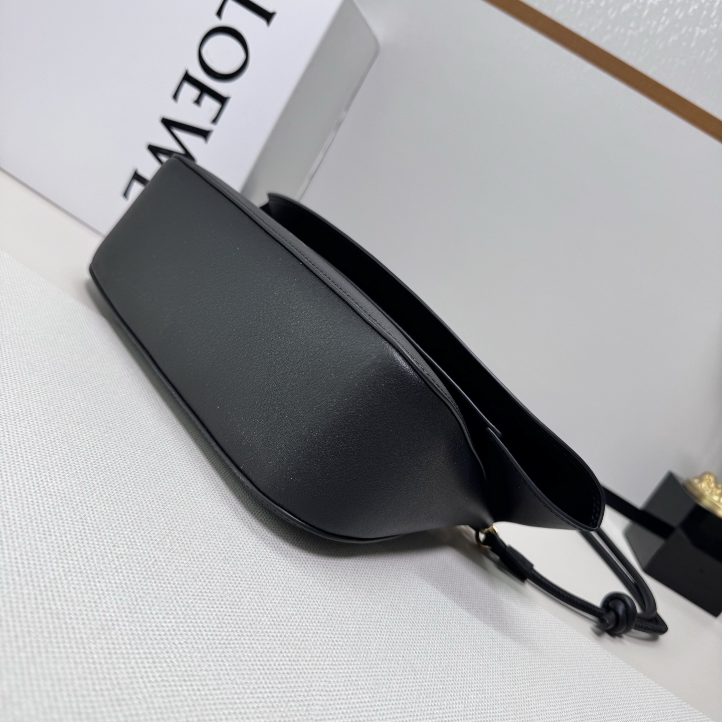 Lowee Ola Chain-Link Shoulder Bag-26*18*13CＭ