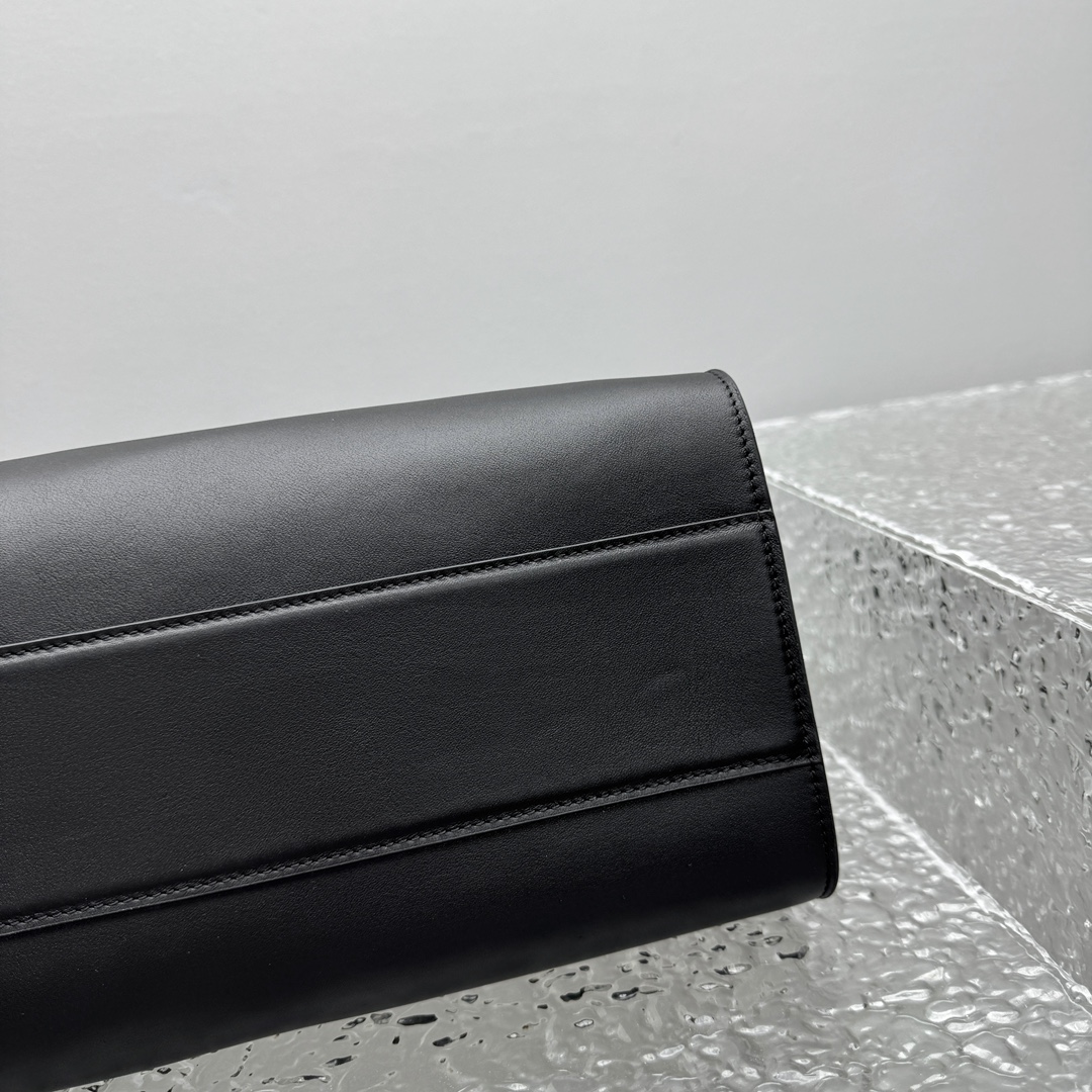 The Row Marlo 14 Bag-35*26*16CM