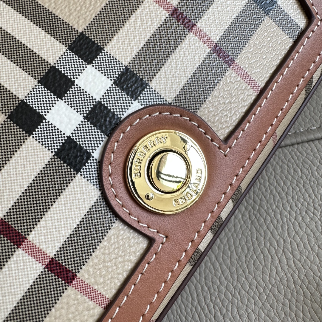 Burberry Vintage Bag-24 x 8 x 14cCM