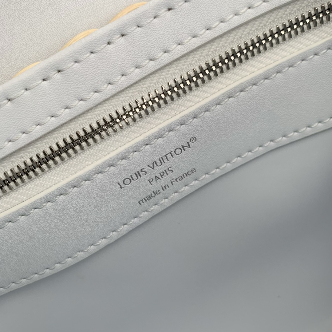 Louis Vuitton Mini Capucines Handlebag-21*14*8CM
