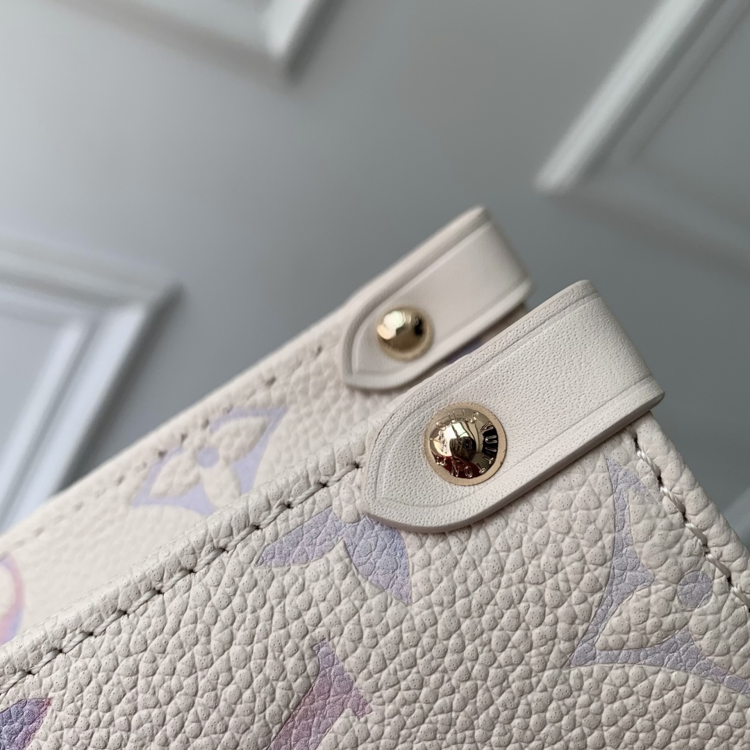 Louis Vuitton OnTheGo Monogram Bold Handbag-M14576-19 x 11.5 x 25CM