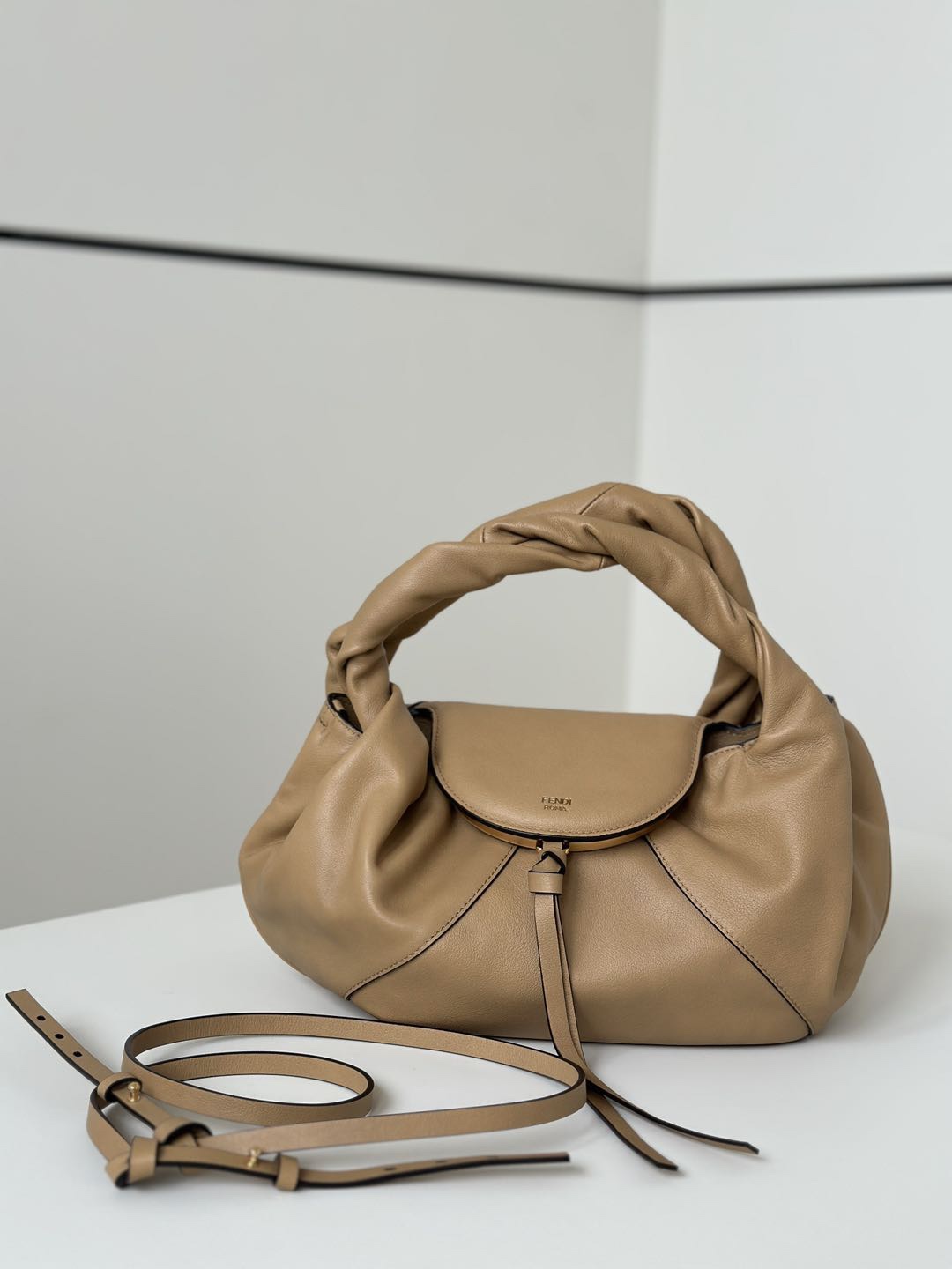 Fendi Spy Bag -32*12*18CM