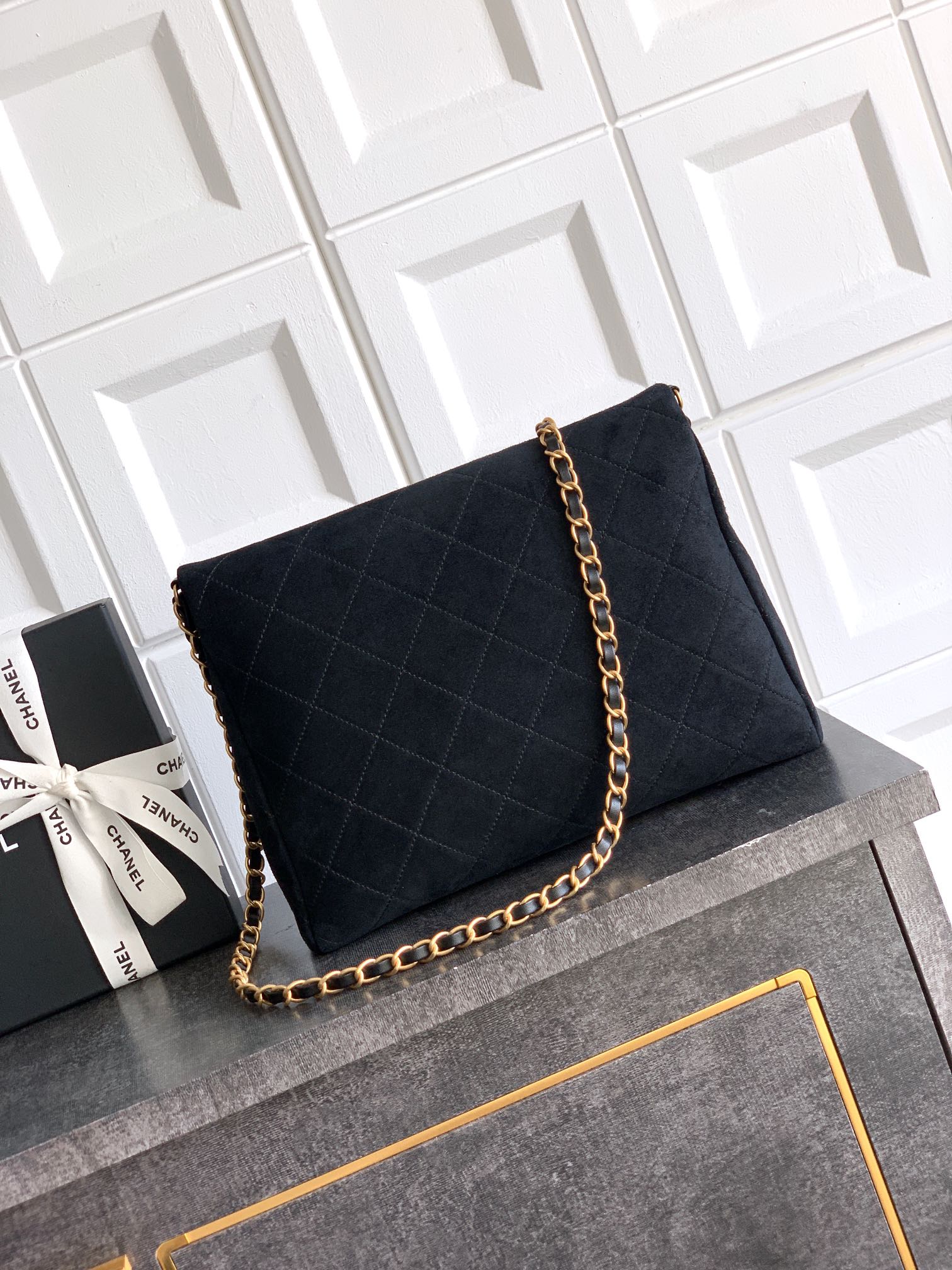 Ch@nel Vinatage Flap Bag-28 X20 X 6.5CM