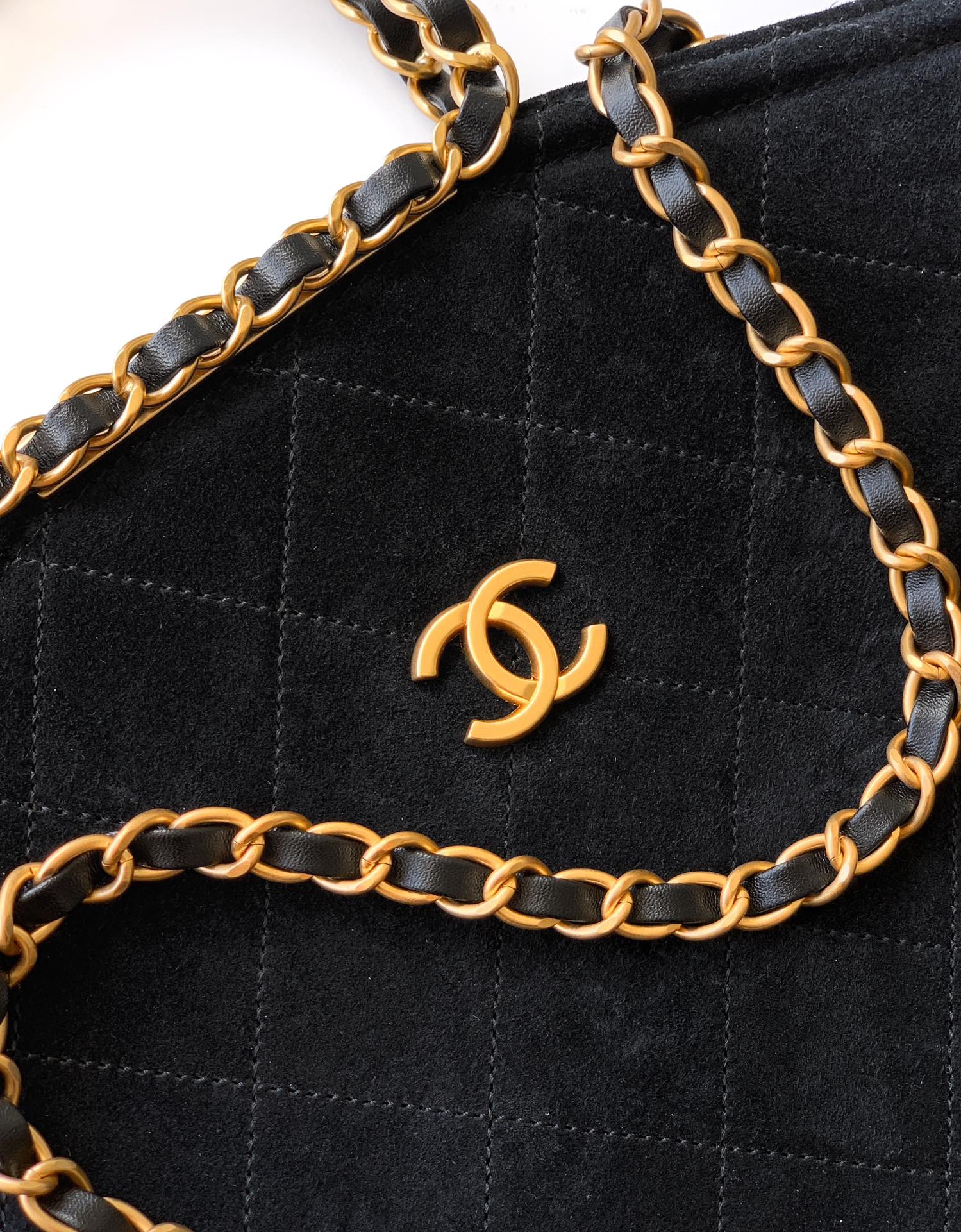 Ch@nel Vinatage Flap Bag-28 X20 X 6.5CM