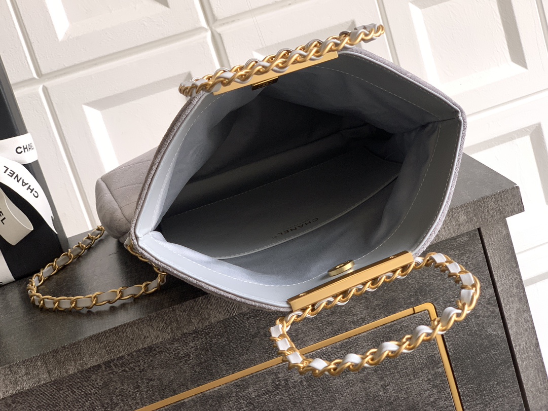 Ch@nel Vinatage Flap Bag-28 X20 X 6.5CM