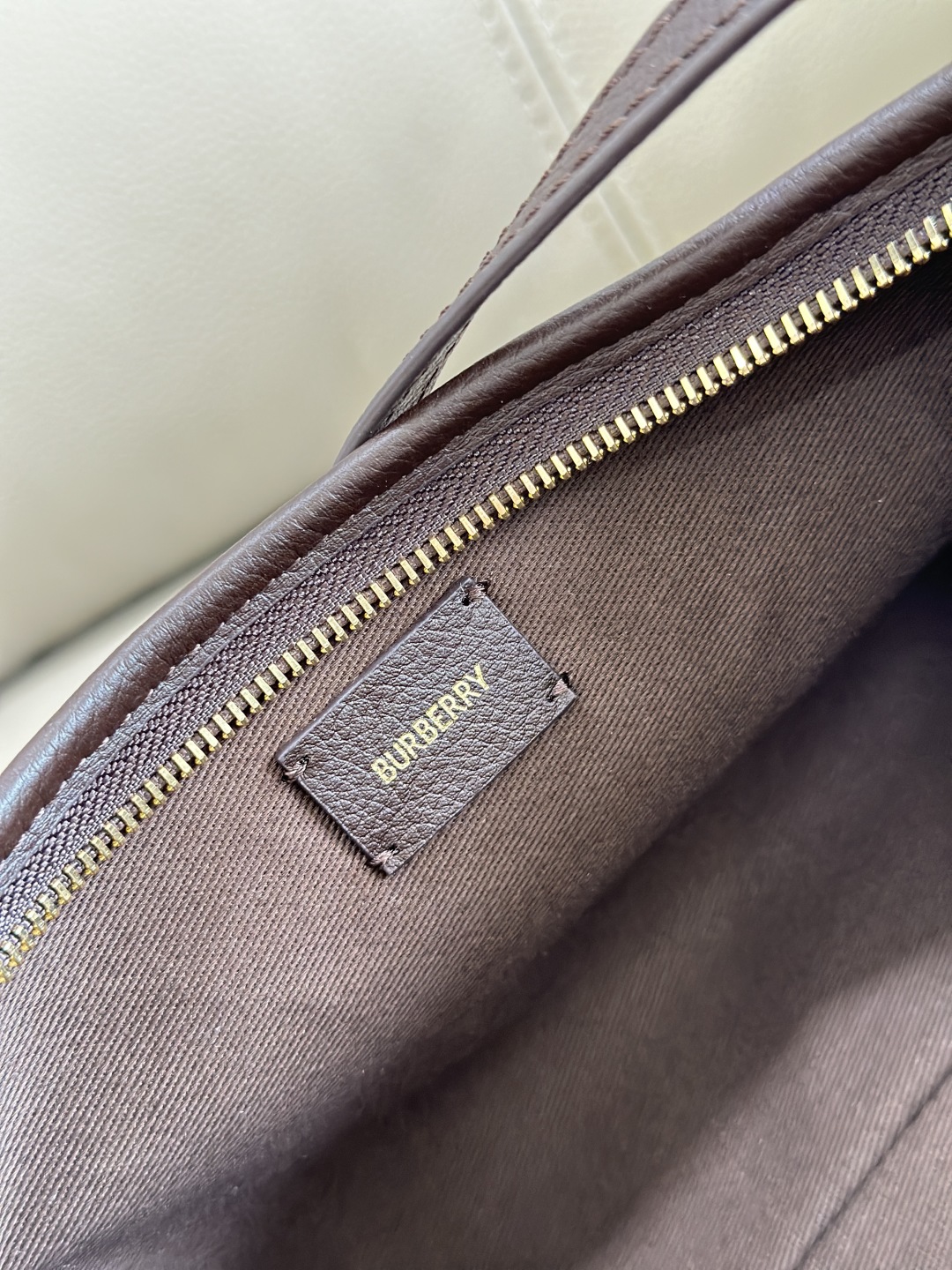 Burberry Vintage Bag-25.5x 12 x 16CM