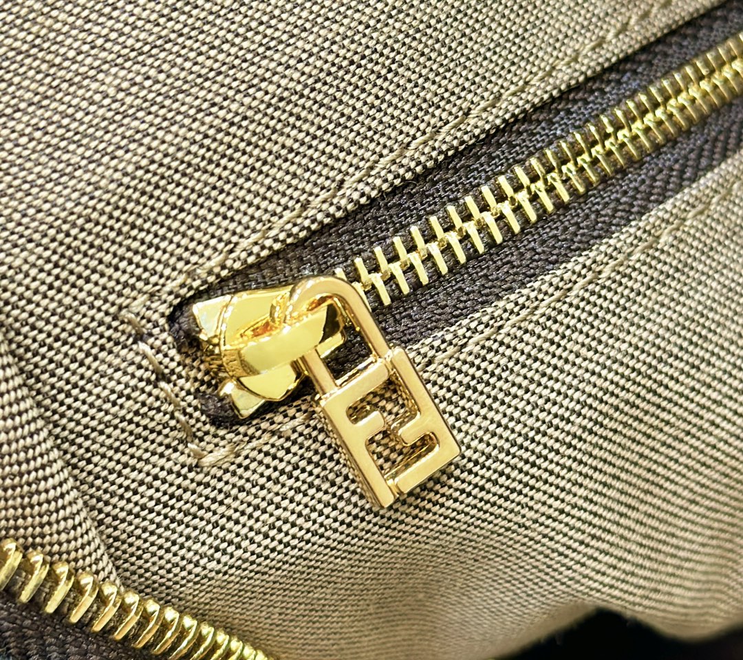 Fendi Vinatge Bag-26x15x19CM