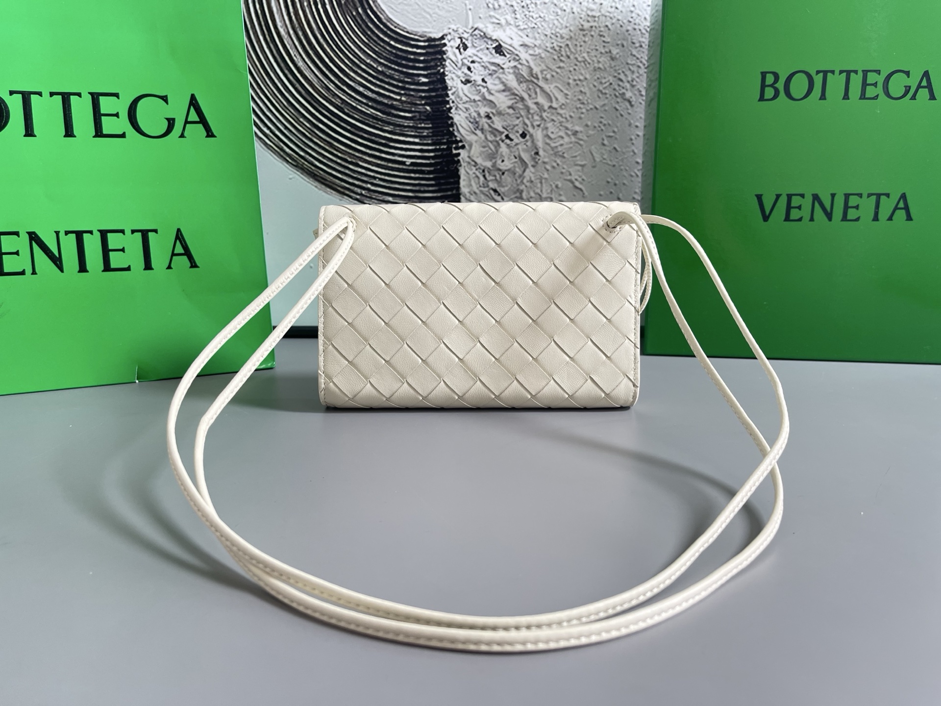 Bottega Veneta Andiamo Pouch-12.6*19*2CM