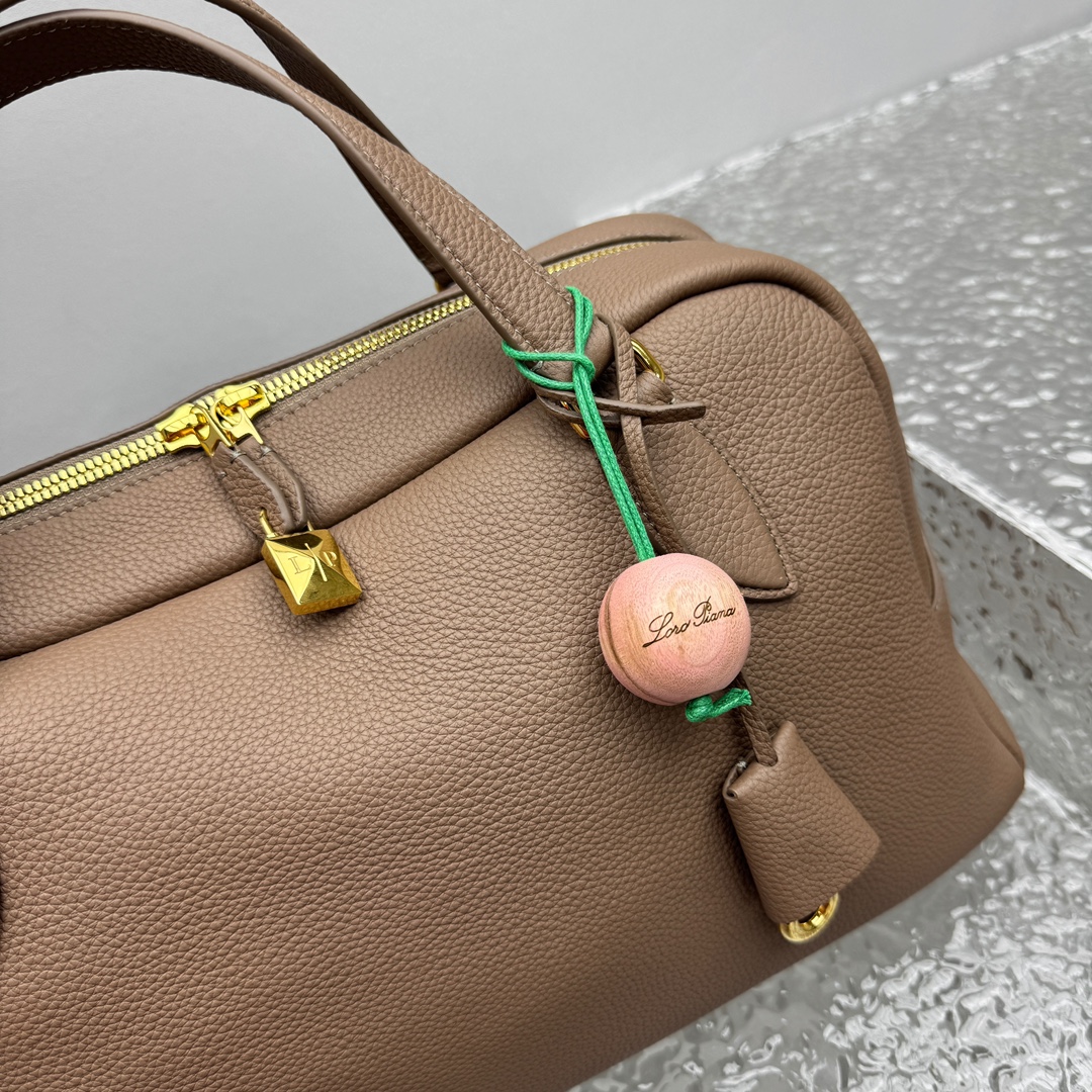 Loro Piana Needle Bag-38*21*18CM